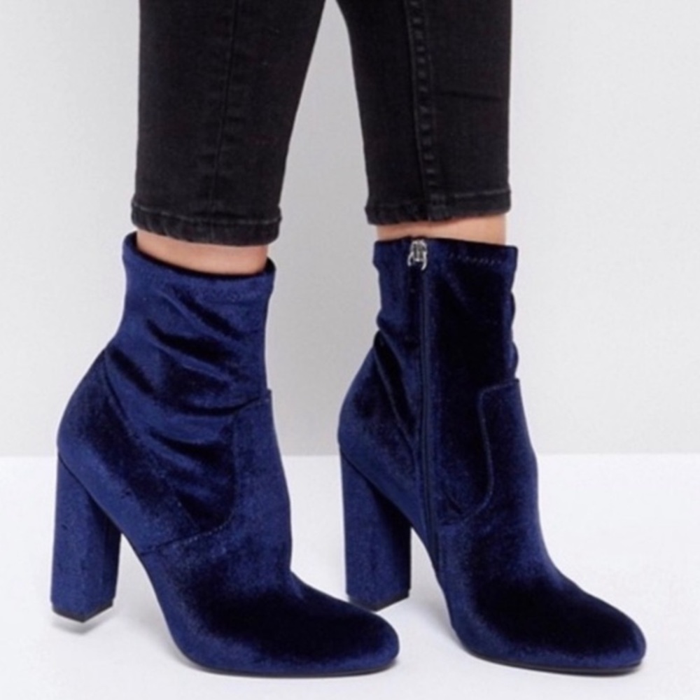 🖤 Steve Madden: Edit Vevelt Booties